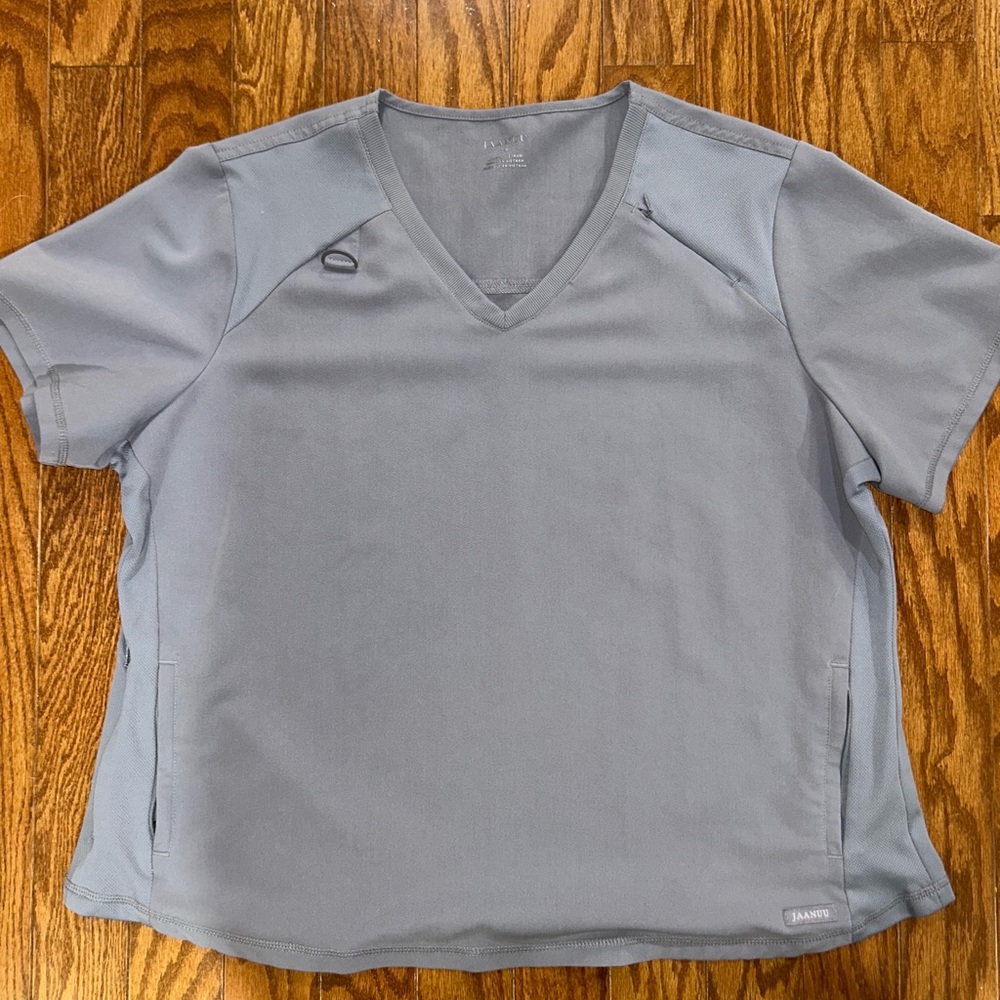 JAANUU Scrub Shirt